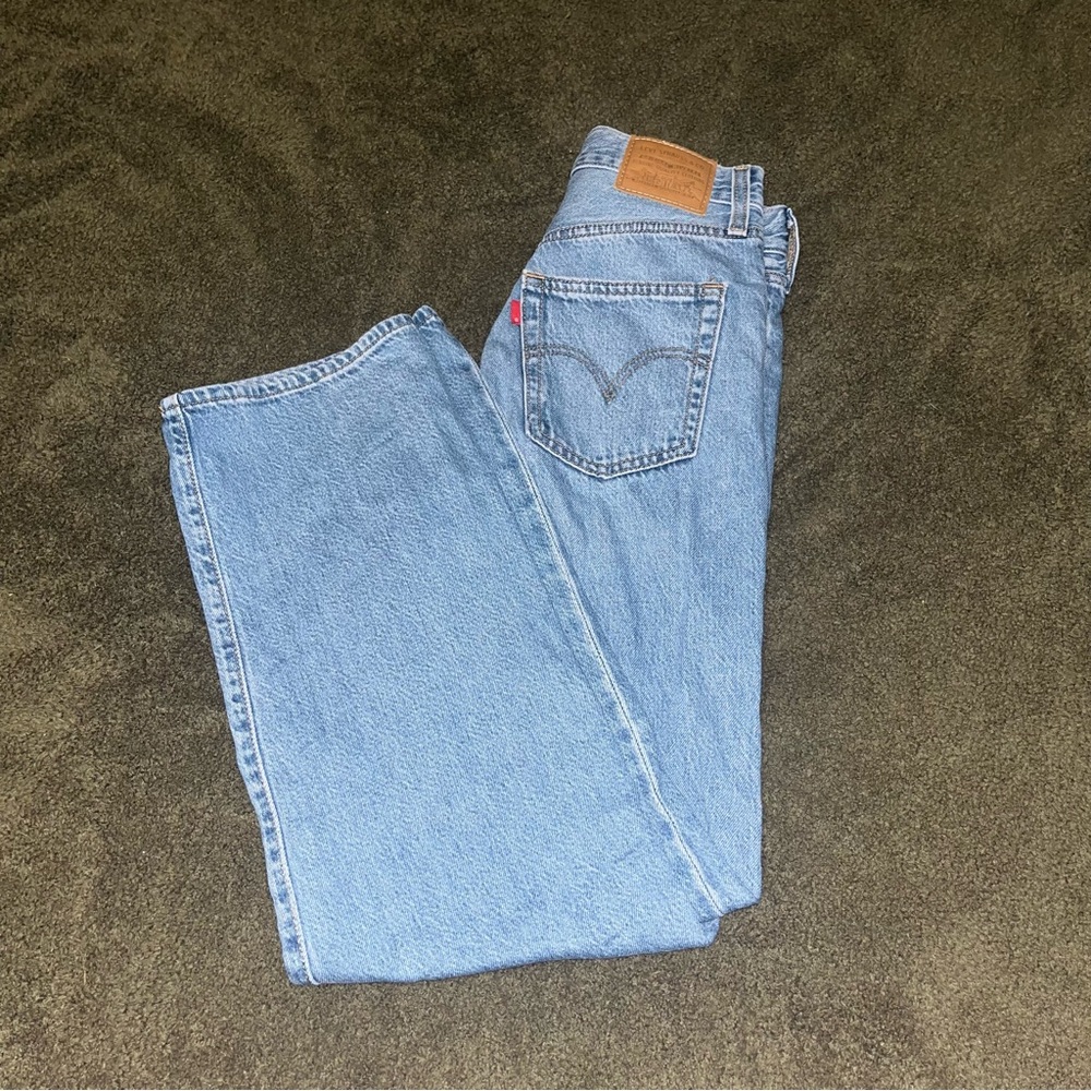 Levi’s Ribcage straight ankle jeans